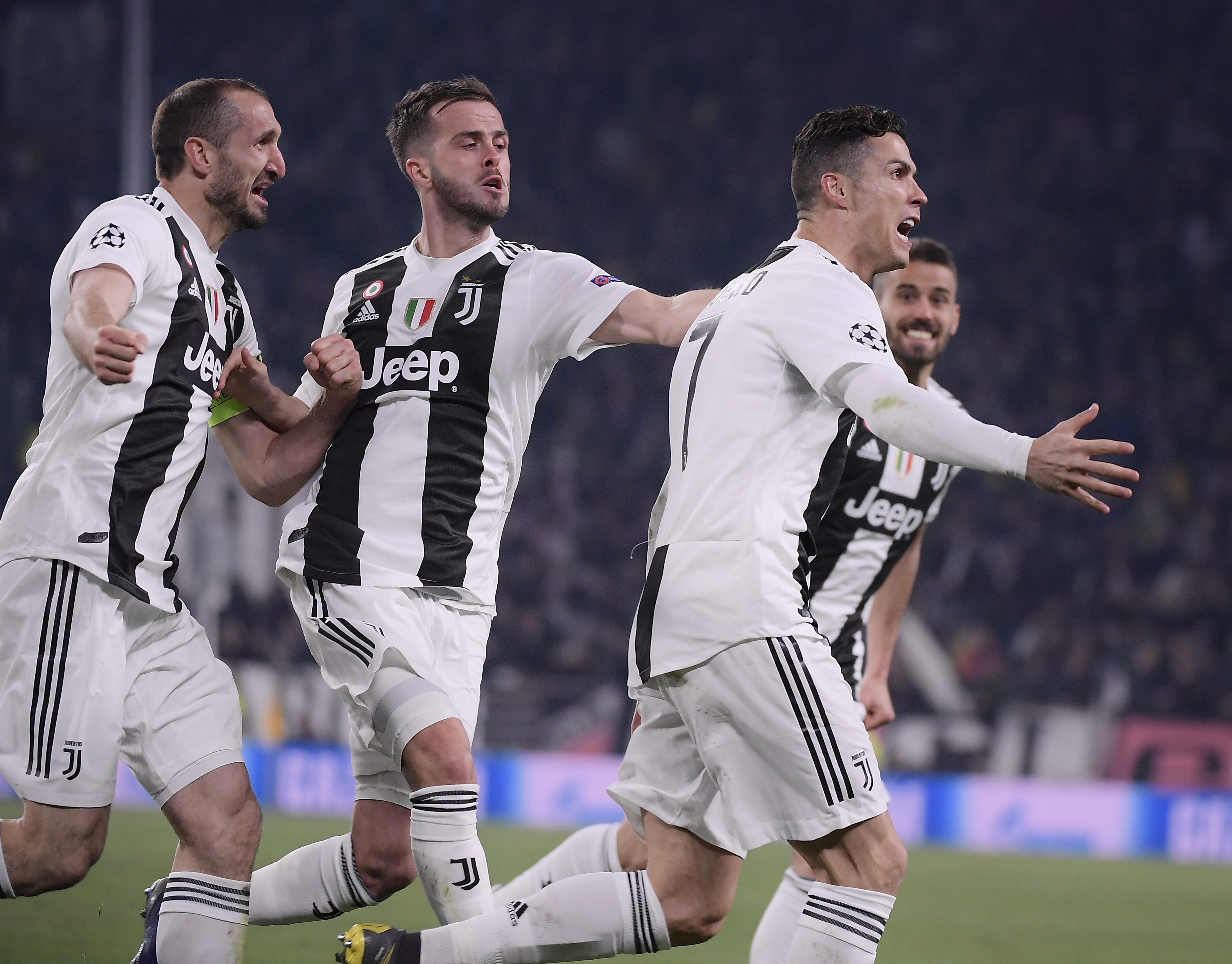 再以快攻完 再以快攻完