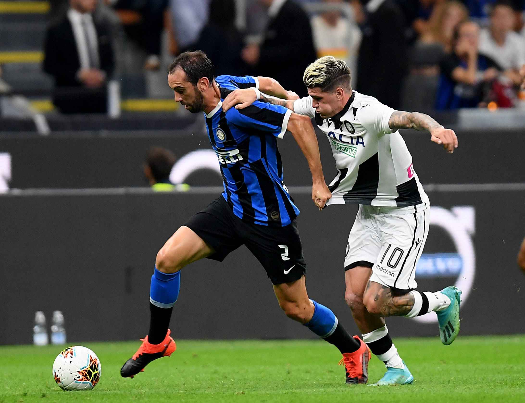 粘合在一起 粘合在一起